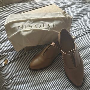 Nisolo Tan Leather Flats